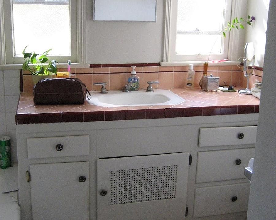 Yes, that's a GOLD record, his other works went platinum!