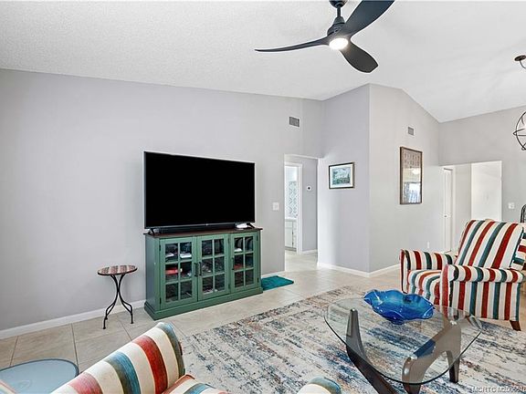 5th image of 8156 SE Villa Way