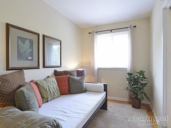 2nd image of 648 Hallmark Dr APT 103