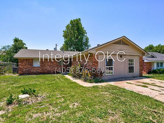 2nd image of 977 Barkley Cir