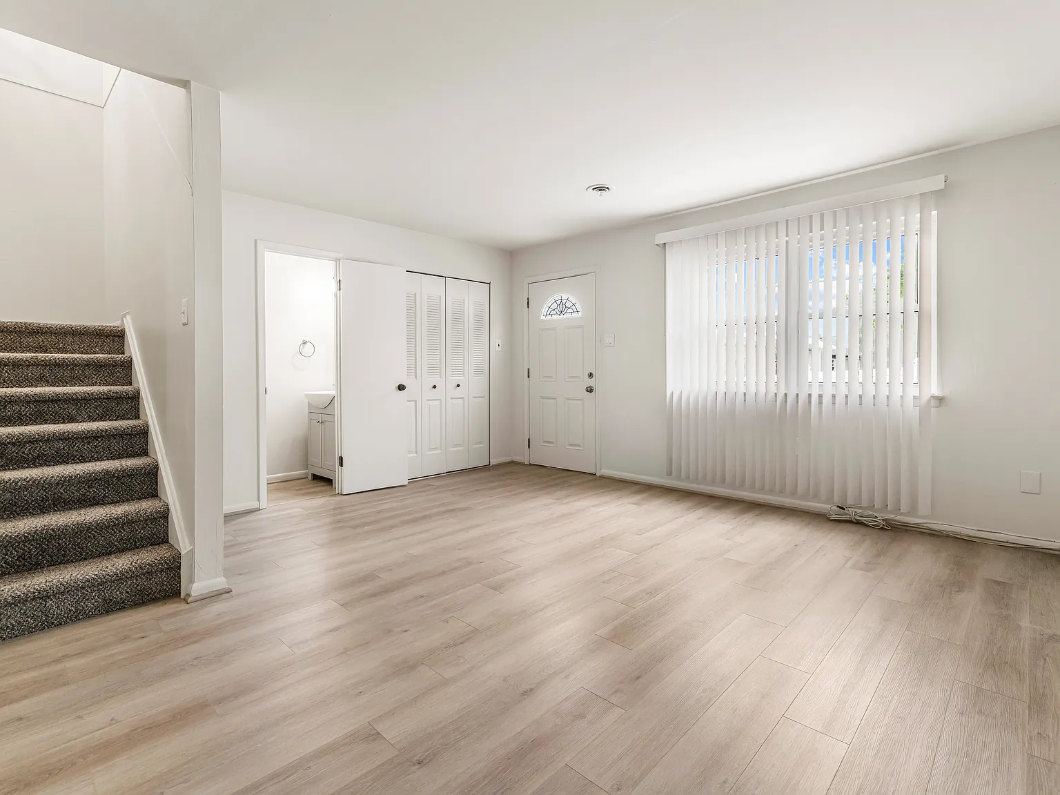 515 N York Rd — Photo 3