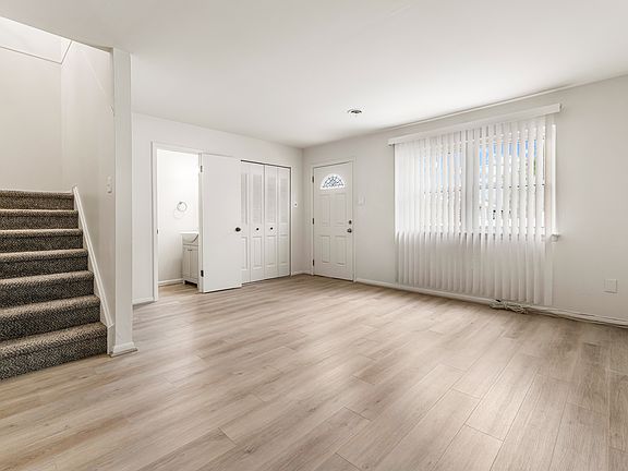 3rd image of 515 N York Rd #2