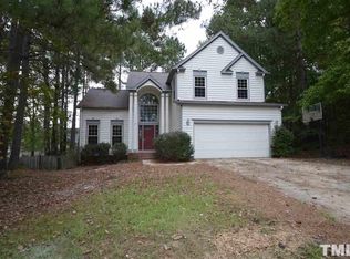 103 Berrybrook Ct, Cary, NC 27519