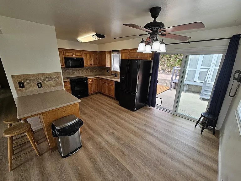 1348 Prescott Dr — Photo 8