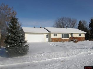 608 Riverdale Rd, Mankato, MN 56001