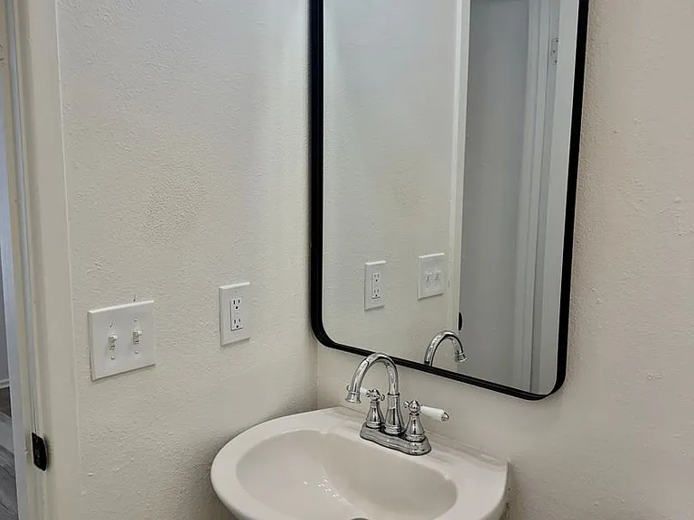 4615 Grinnell St #106 — Photo 14