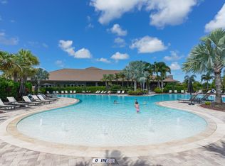 5488 Lampiasi St, Sarasota, FL 34238
