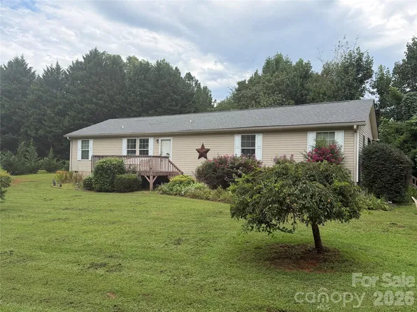 263 Coyote Pass Ln, Rutherfordton, NC 28139