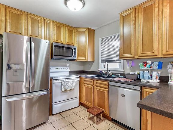 3rd image of 12907 E McCoy St