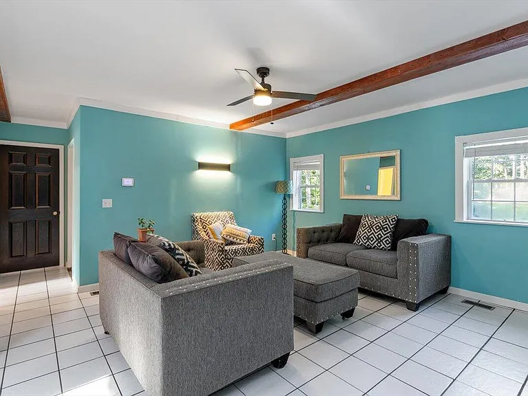 2129 Kelly Rd — Photo 43