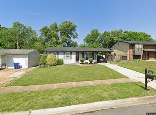 1666 San Miguel Ln, Fenton, MO 63026