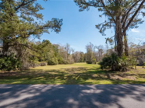 54 Cat Brier Ln, Hilton Head Island, SC 29926