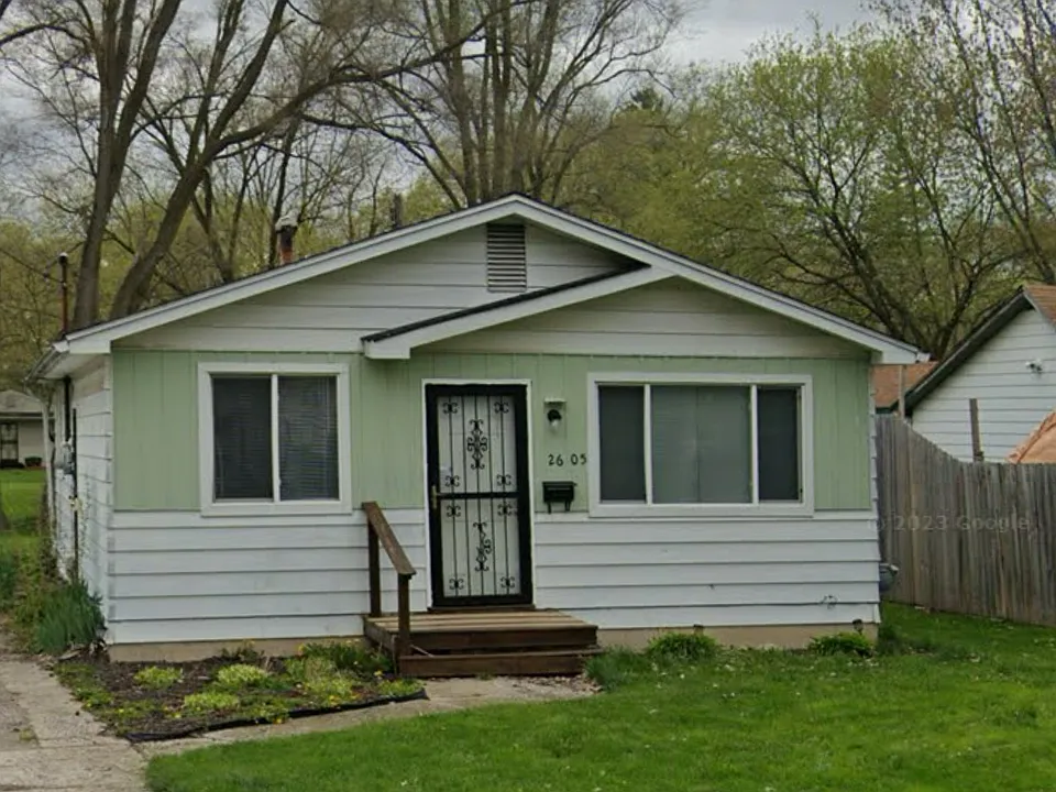 2605 Lynnwood Ave