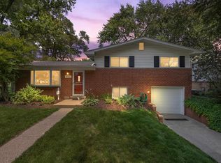 9152 Birkhill Dr, Sterling Heights, MI 48314