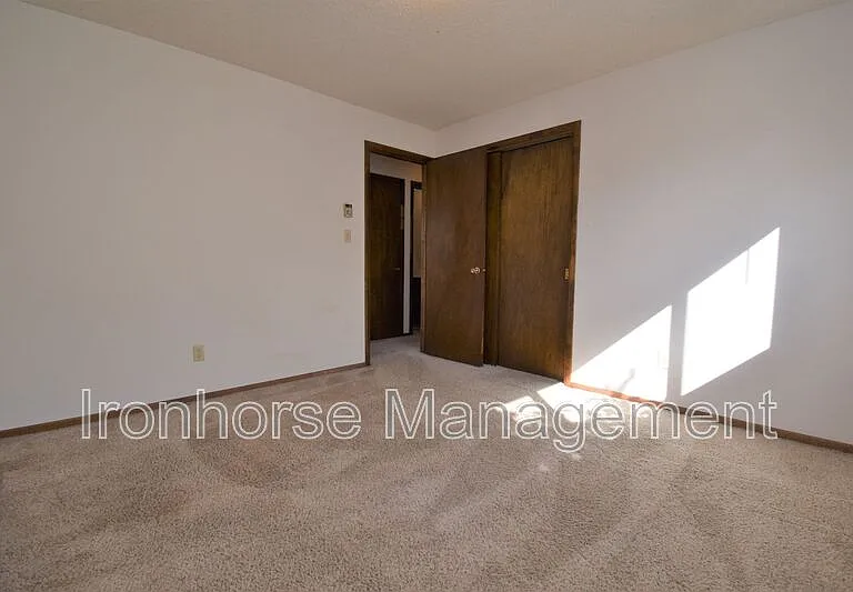 1901 S Black Ave #C — Photo 12