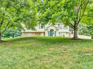3423 Cedarmeade Dr, Roanoke, VA 24014