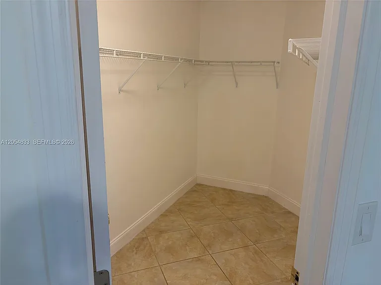 9020 Lake Park Cir N — Photo 13