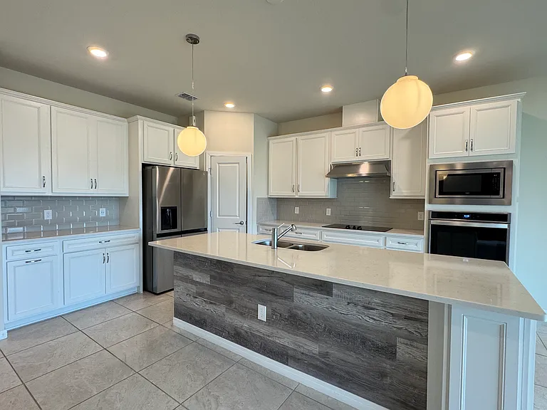 17309 Back Bay Ct — Photo 4