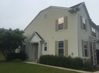 120 Harvest Ct, Volo, IL 60020