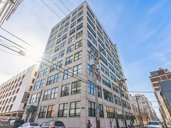 314-22 N 12th St APT 703, Philadelphia, PA 19107