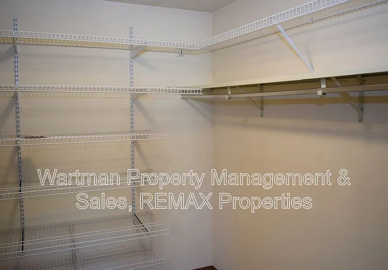 2860 Frazier Ln — Photo 10