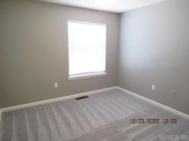 1230 Clifton St #3 — Photo 7