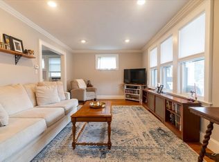 105-107 Lynde St #105, Melrose, MA 02176