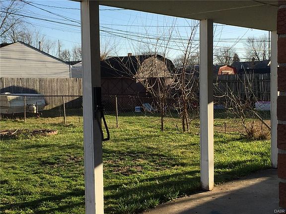 2nd image of 2732 Oneida Dr