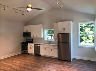 1303 E Cesar Chavez St #F, Austin, TX 78702