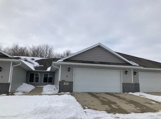 4103 Legacy Ln, Cedar Falls, IA 50613