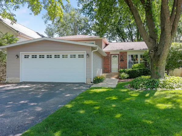 109 N Kenilworth Ave, Glen Ellyn, IL 60137