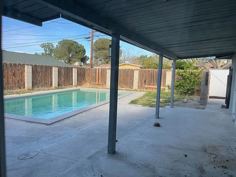 3109 Occidental St — Photo 10