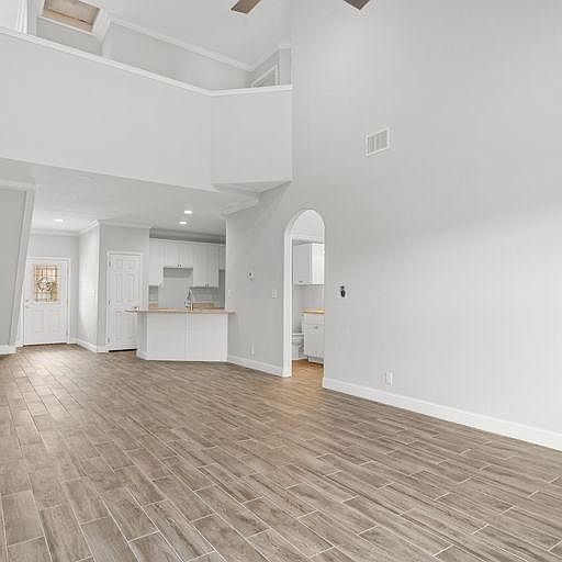 1st image of 1403 Waterstone Dr #1403