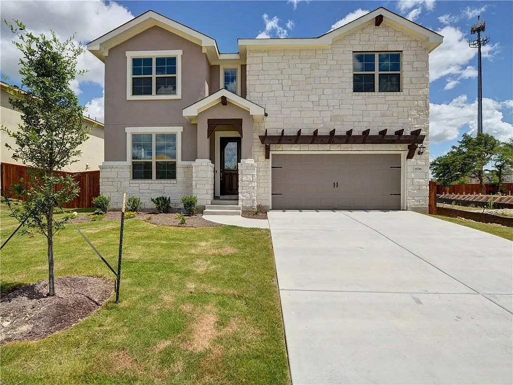 4 bed, 3.5 bath, 2581 sqft, $3,099 — Photo 1