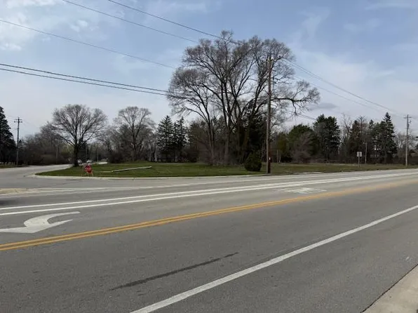 10401 North CEDARBURG ROAD, Mequon, WI 53092