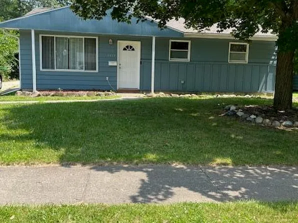 3413 Churchill Ave, Lansing, MI 48911