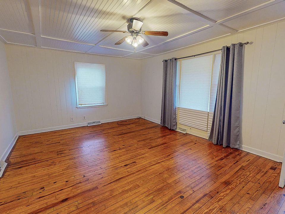 1st image of 1404 N Main St