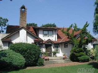 1 Garden St, Baldwin, NY 11510