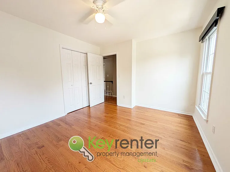 316 Pelham Falls Dr — Photo 20