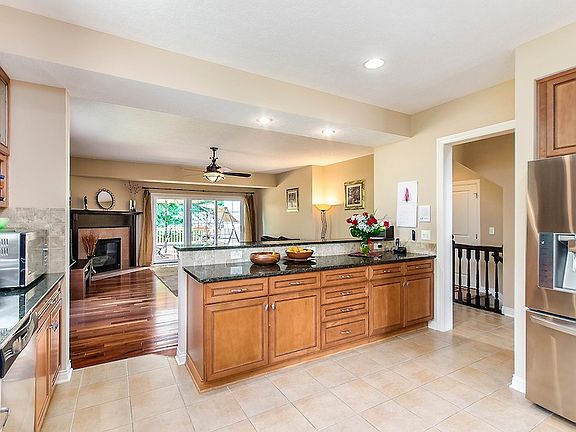 5th image of 7008 Grate Park Dr