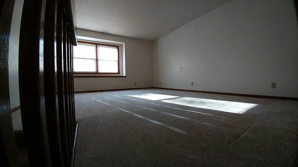 3 bed, 1500 sqft, $1,695 — Photo 3
