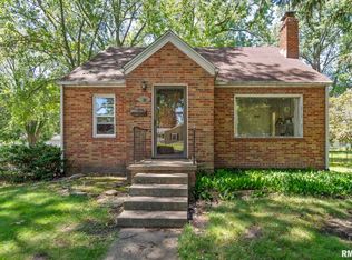 3361 S 1st St, Southern View, IL 62703