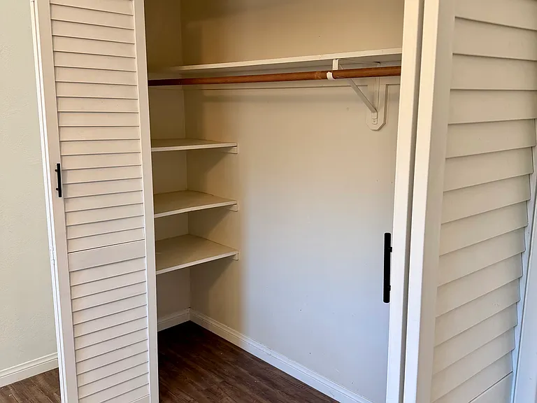 5100 Alamo Ave — Photo 27