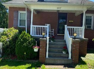 207 N Depot St, Mount Pleasant, PA 15666