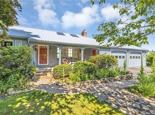 1467 E St N, Suffield, CT 06078