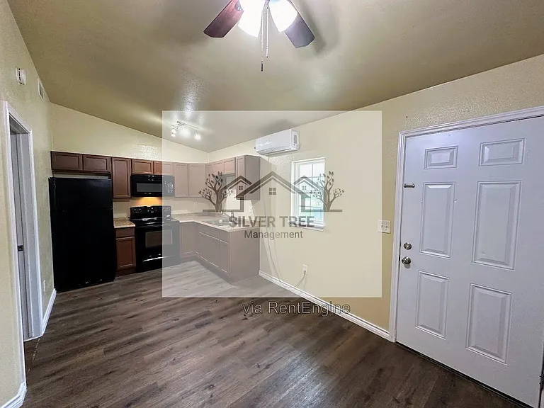 358 Brighton Oaks Dr #2 — Photo 2
