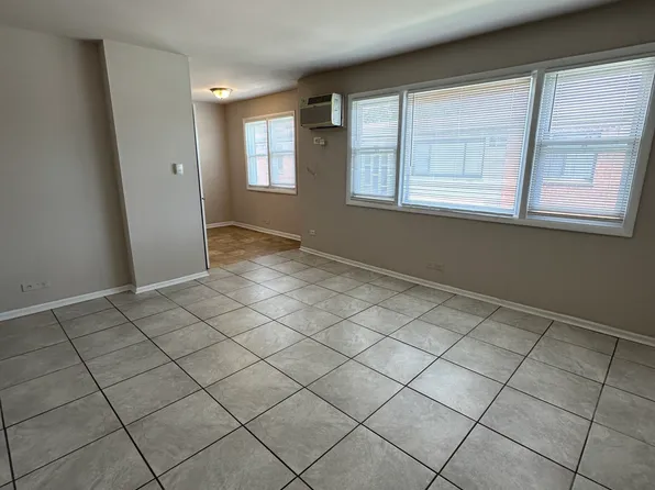 9612 Ivanhoe Ave #2, Schiller Park, IL 60176