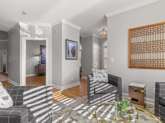 5th image of 249 Blackwell Farm Rd