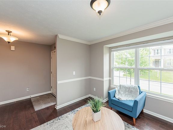 4th image of 3460 Stillwood Blvd