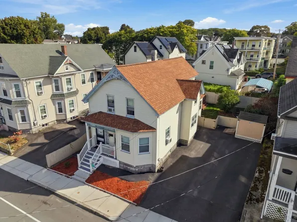 15 Otis St, Lowell, MA 01852